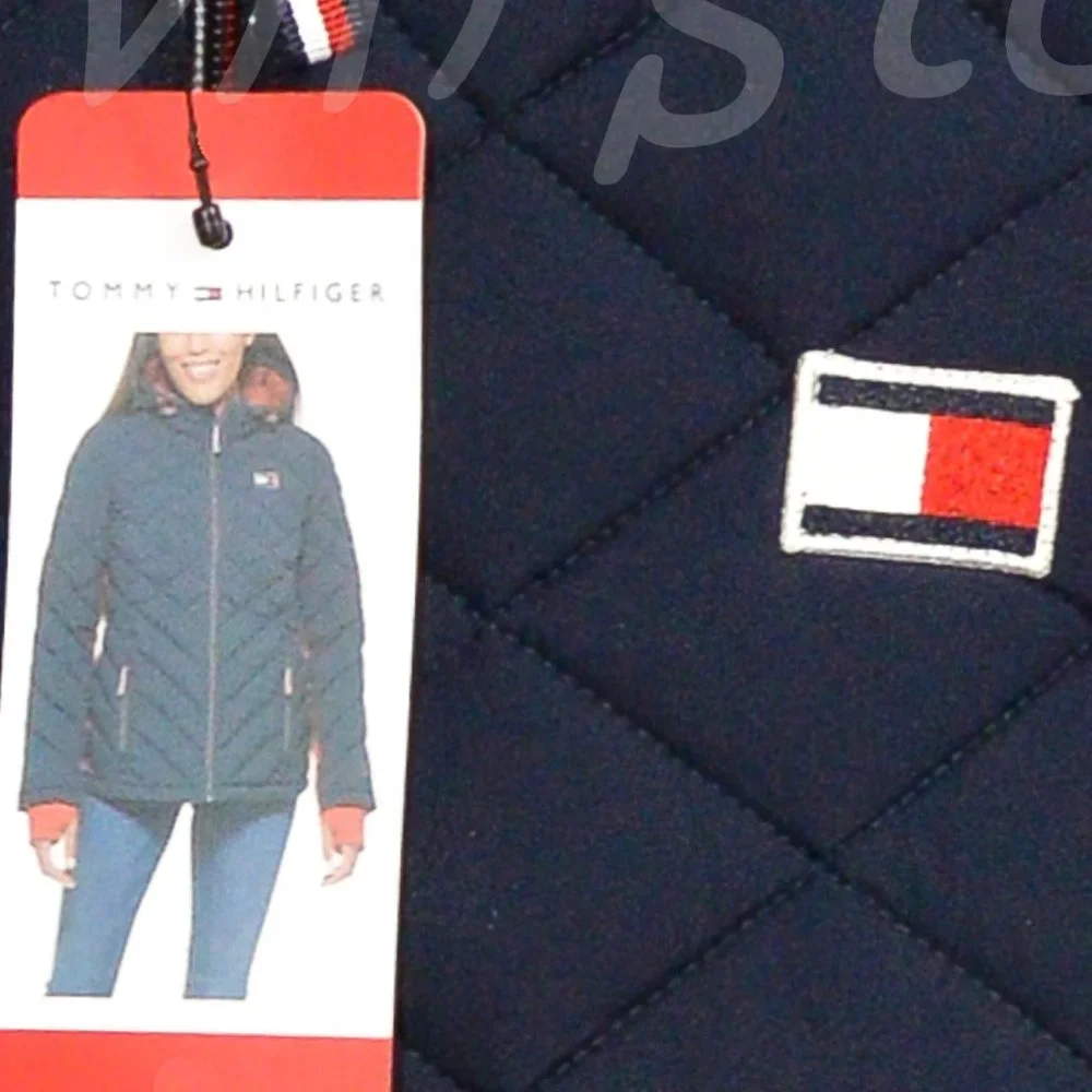 NWT NAVY Tommy Hilfiger Ladies' Packable Jacket - Picture 3 of 12